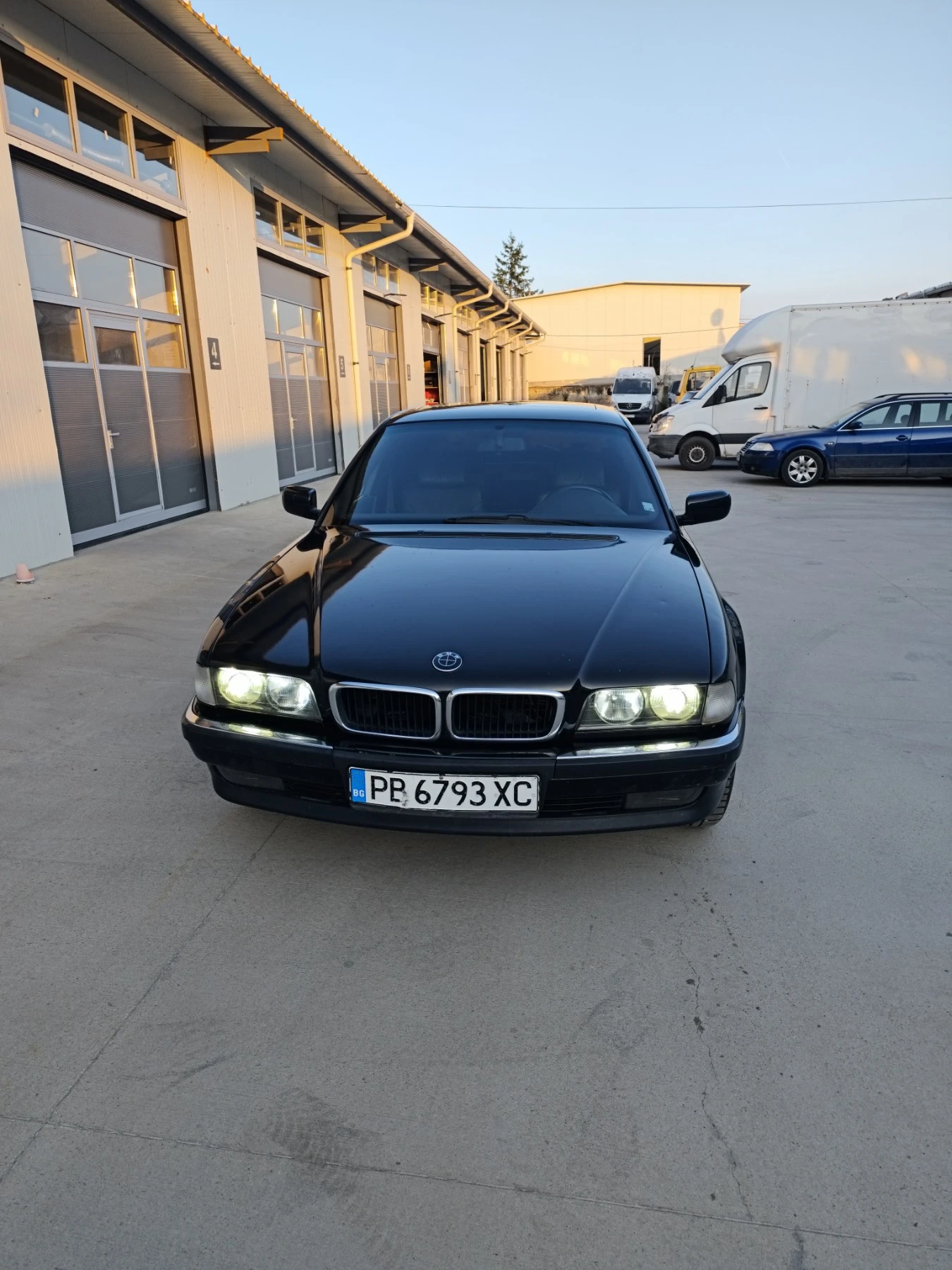BMW 728 i ГАЗ, снимка 3 - Автомобили и джипове - 55673323