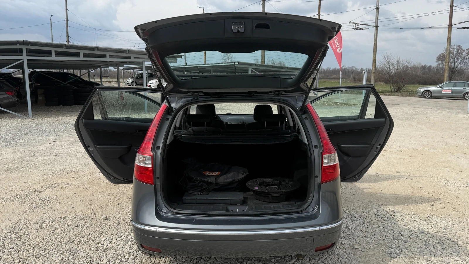 Hyundai I30 1.4GPL/ГАЗ/BRC/90кс/ВНОС ОТ ИТАЛИЯ, снимка 9 - Автомобили и джипове - 53924839