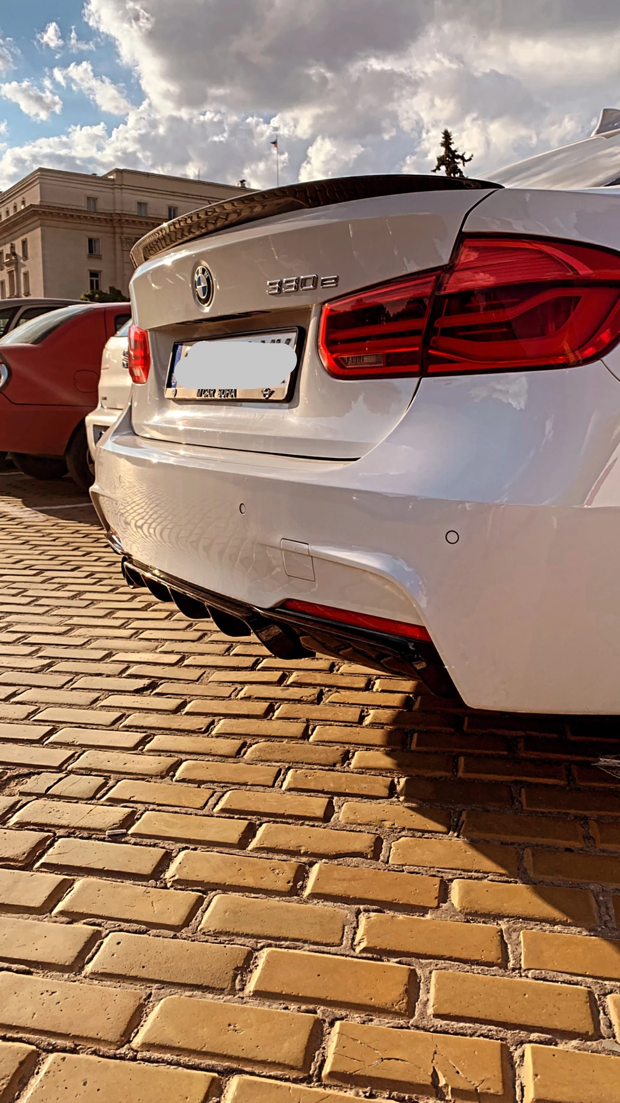 BMW 330 e iPerformance M, снимка 15 - Автомобили и джипове - 53930593