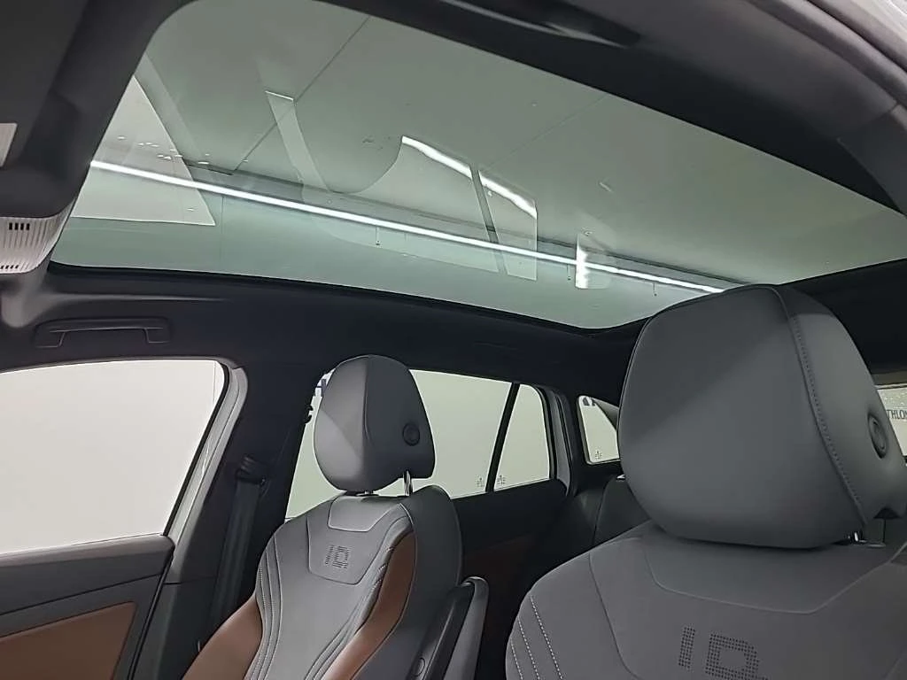 VW ID.4 1st Max, снимка 14 - Автомобили и джипове - 53975389