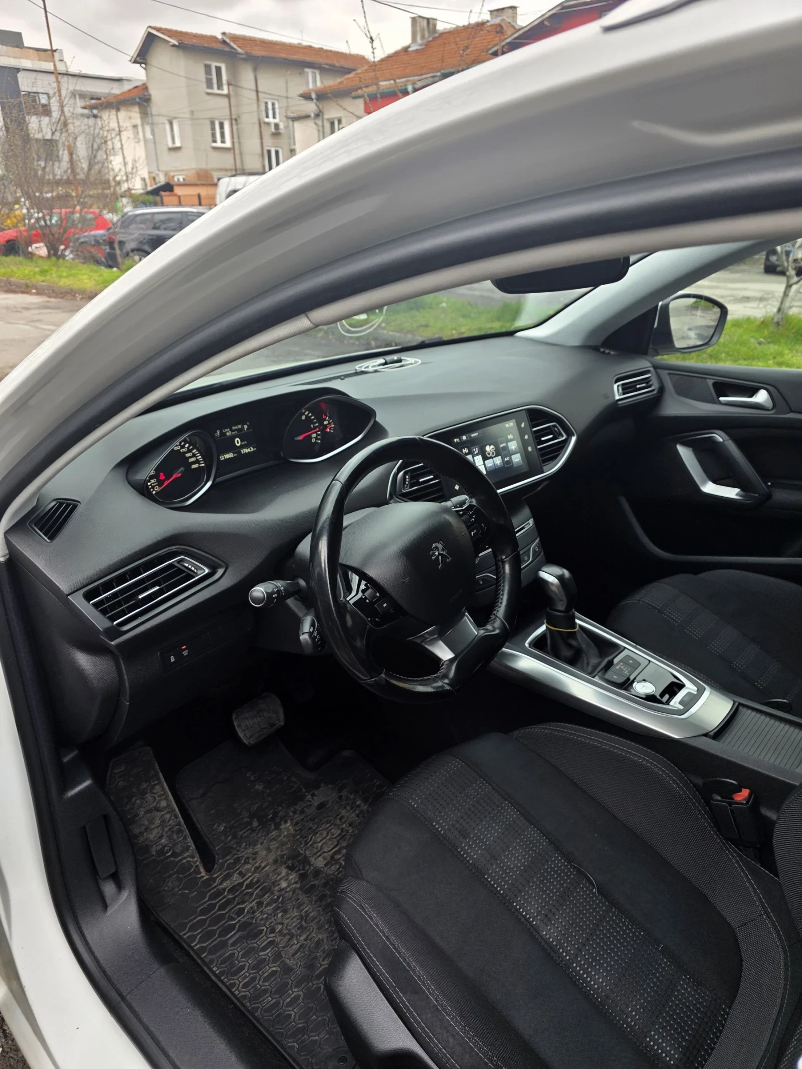 Peugeot 308 ALLURE, снимка 8 - Автомобили и джипове - 54007465