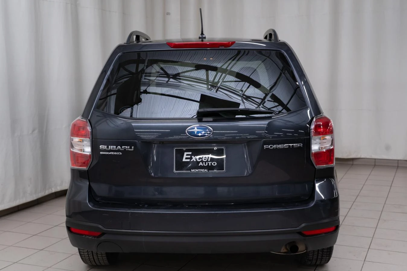 Subaru Forester 2.5i* АвтоКредит* (ЦЕНА ДО БГ)* , снимка 3 - Автомобили и джипове - 54009356