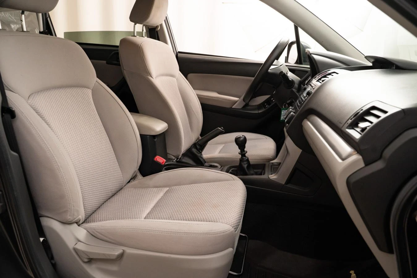 Subaru Forester 2.5i* АвтоКредит* (ЦЕНА ДО БГ)* , снимка 14 - Автомобили и джипове - 54009356