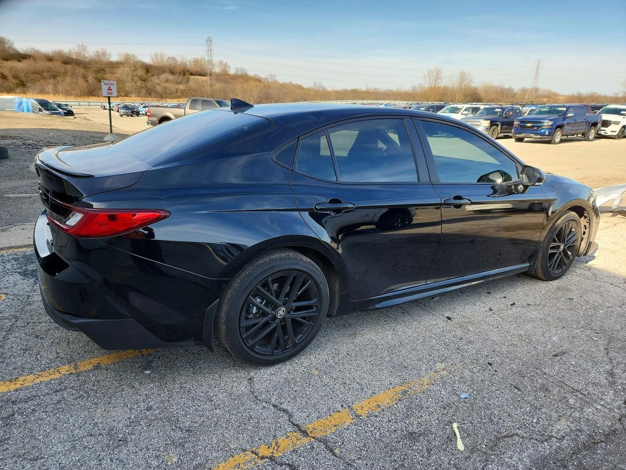 Toyota Camry 2.5l Se, снимка 3 - Автомобили и джипове - 54557201