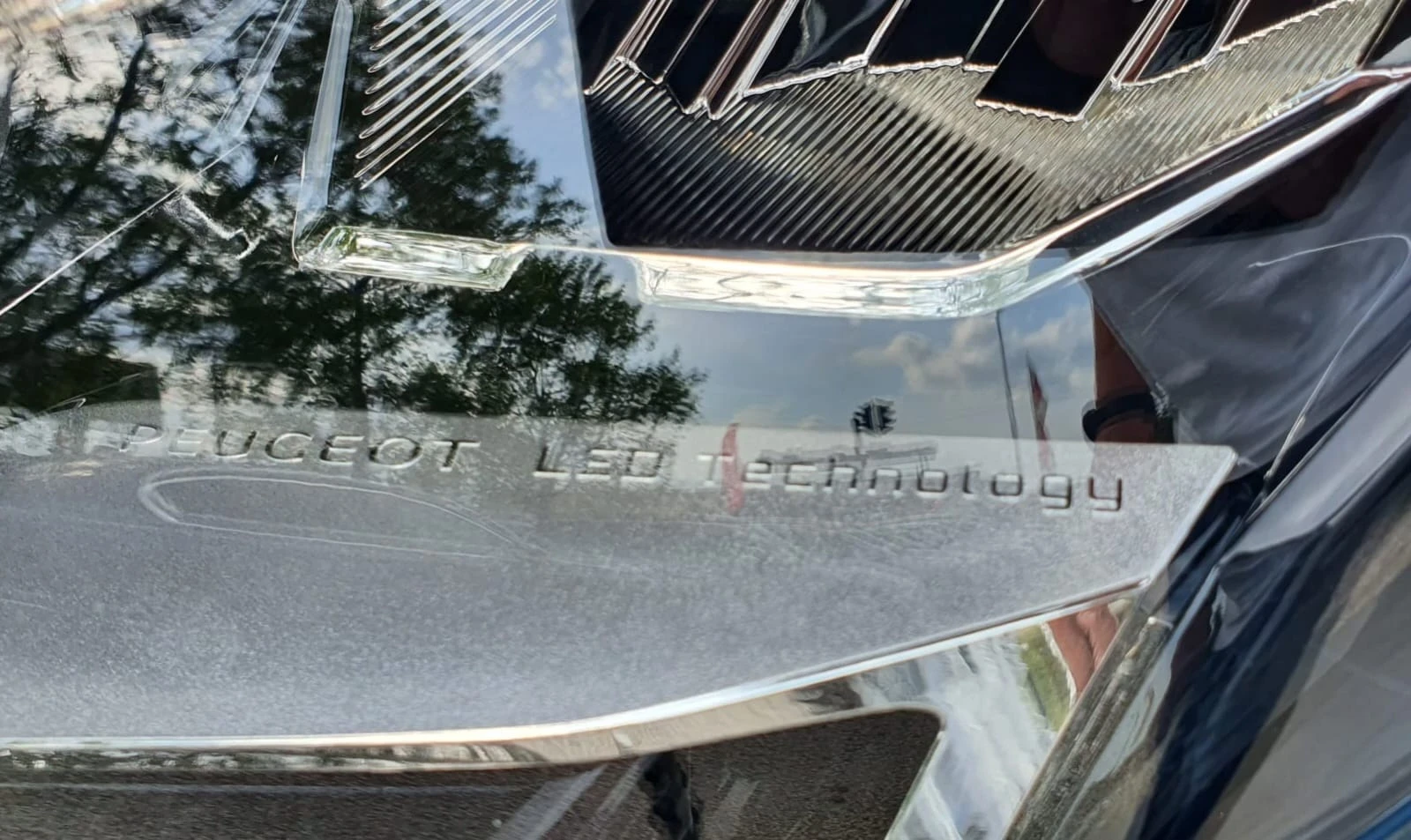 Peugeot 3008 1.5 BlueHDI 8AT ALLURE, снимка 6 - Автомобили и джипове - 54685081