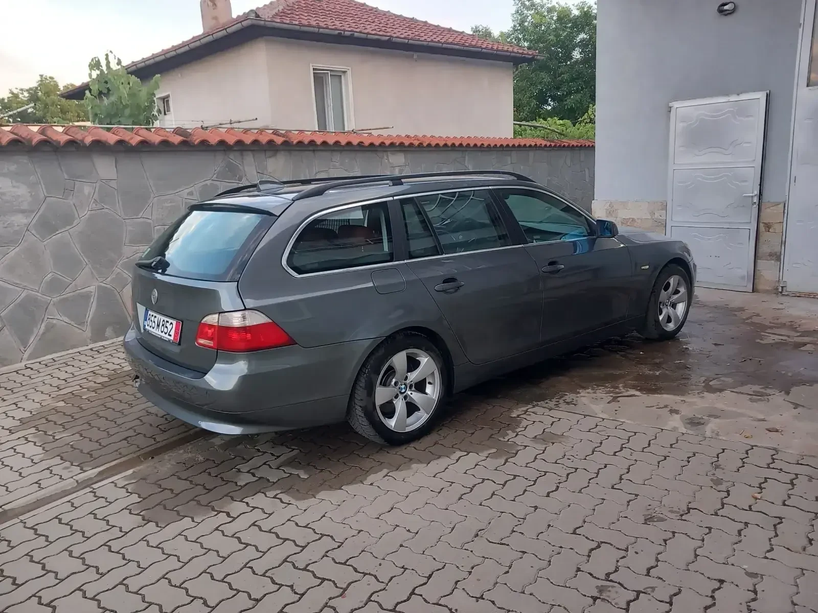 BMW 530 3.0 Xi, снимка 2 - Автомобили и джипове - 55258115