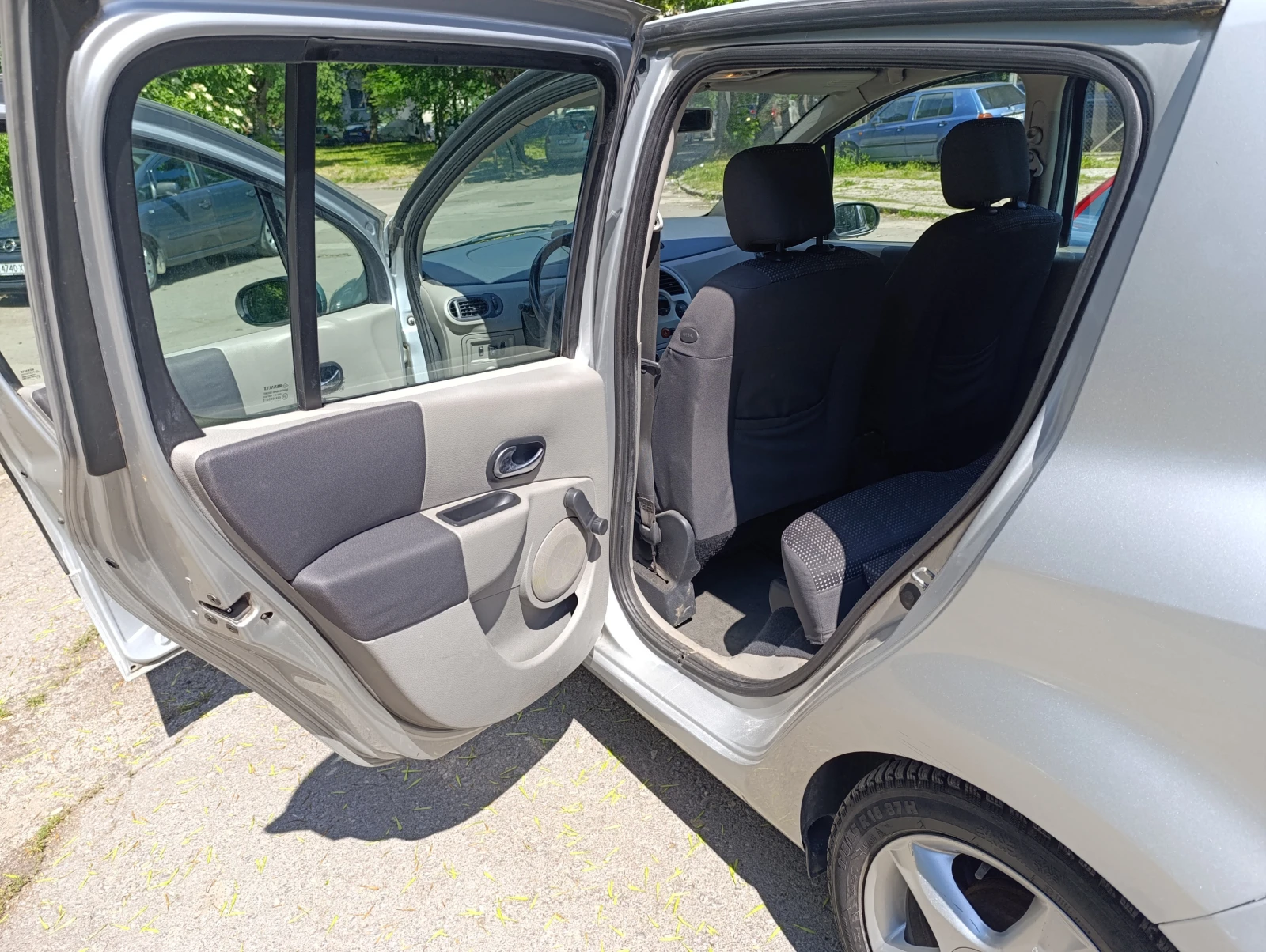 Renault Clio Modus-газ бензин, снимка 4 - Автомобили и джипове - 55432457