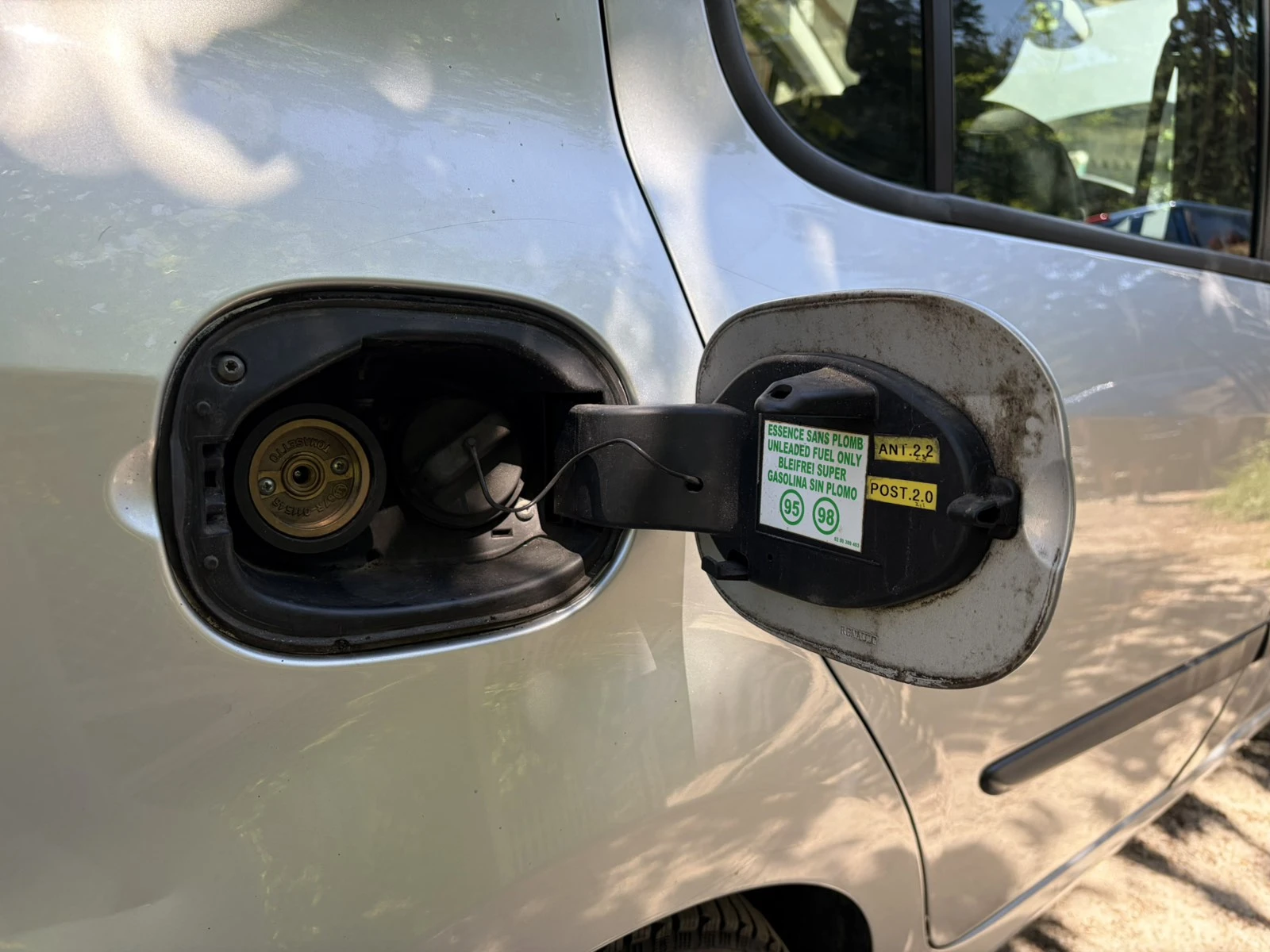 Renault Clio Modus-газ бензин, снимка 13 - Автомобили и джипове - 55432457