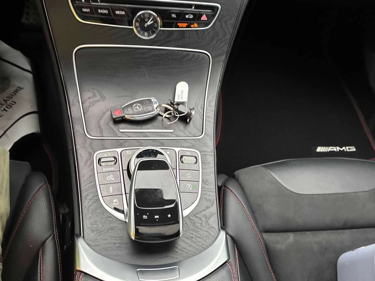 Mercedes-Benz C 43 AMG CARFAX, снимка 11 - Автомобили и джипове - 55736190