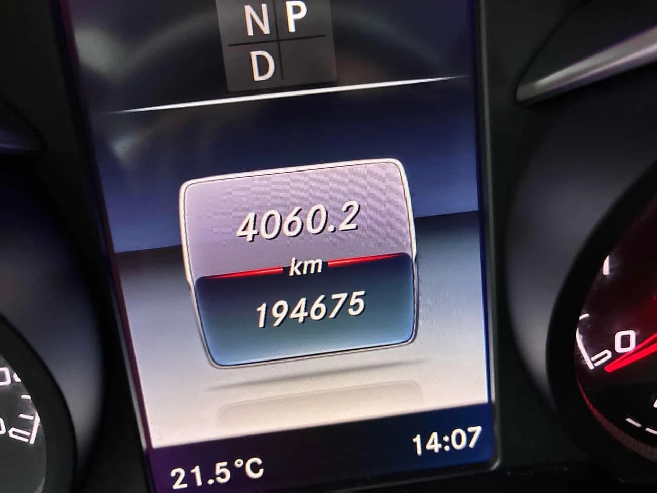 Mercedes-Benz C 43 AMG CARFAX, снимка 14 - Автомобили и джипове - 55736190