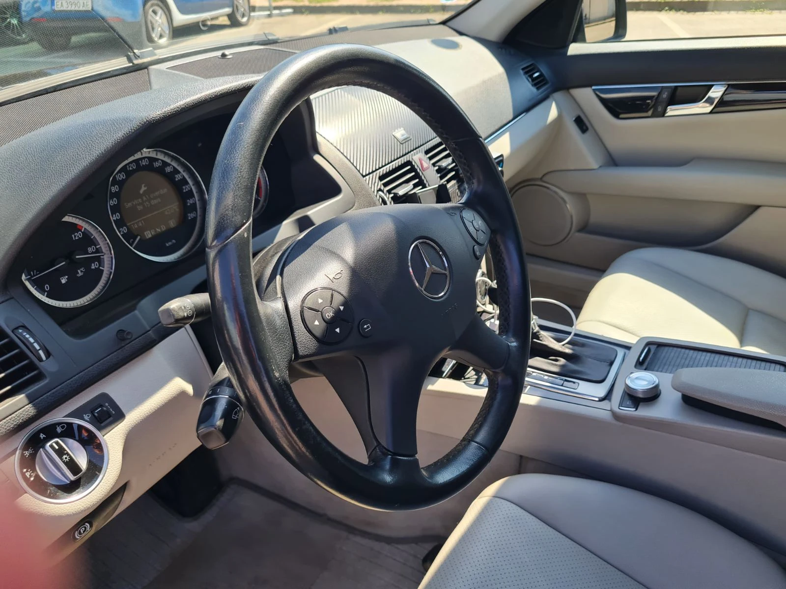 Mercedes-Benz C 220 CDI, снимка 11 - Автомобили и джипове - 55926581