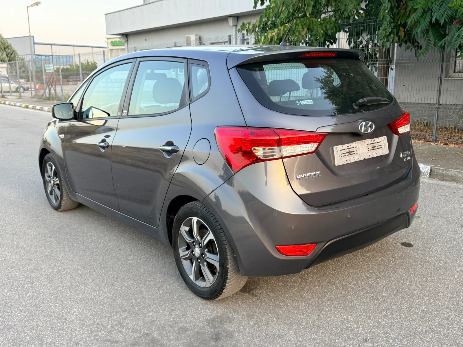 Hyundai Ix20 ГАЗ* EcoNext* AppMode* Италия* 2 ключа. , снимка 3 - Автомобили и джипове - 55932427