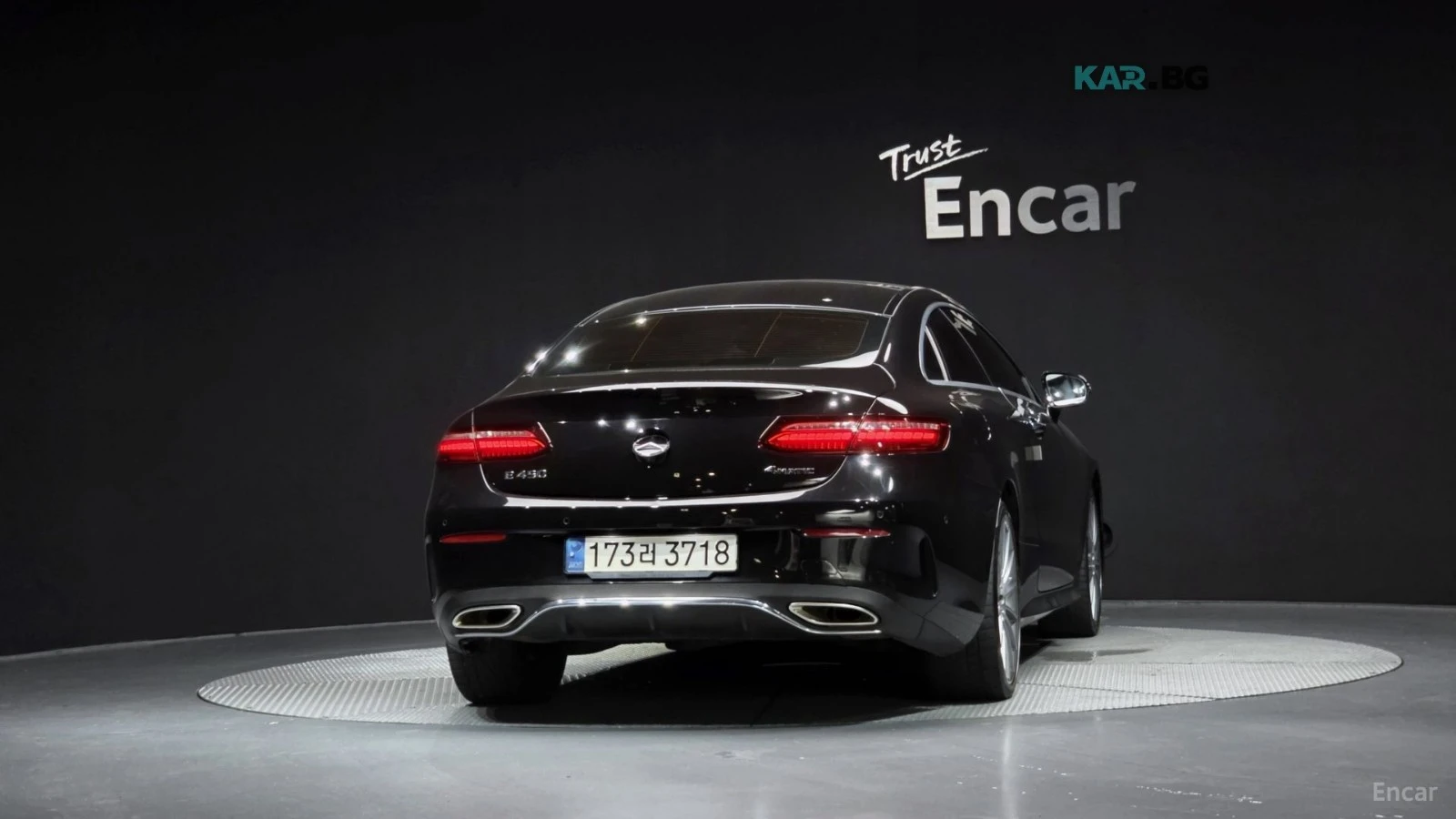 Mercedes-Benz E 450 4MATIC* BURMESTER* DISTRONIC* 360* ПОДГРЕВ* ОБДУХ*, снимка 4 - Автомобили и джипове - 56131151