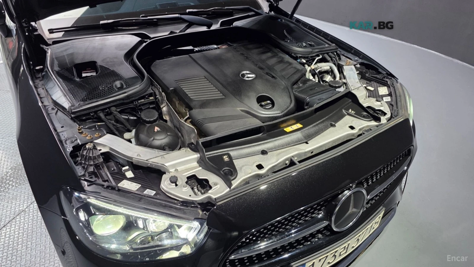 Mercedes-Benz E 450 4MATIC* BURMESTER* DISTRONIC* 360* ПОДГРЕВ* ОБДУХ*, снимка 17 - Автомобили и джипове - 56131151