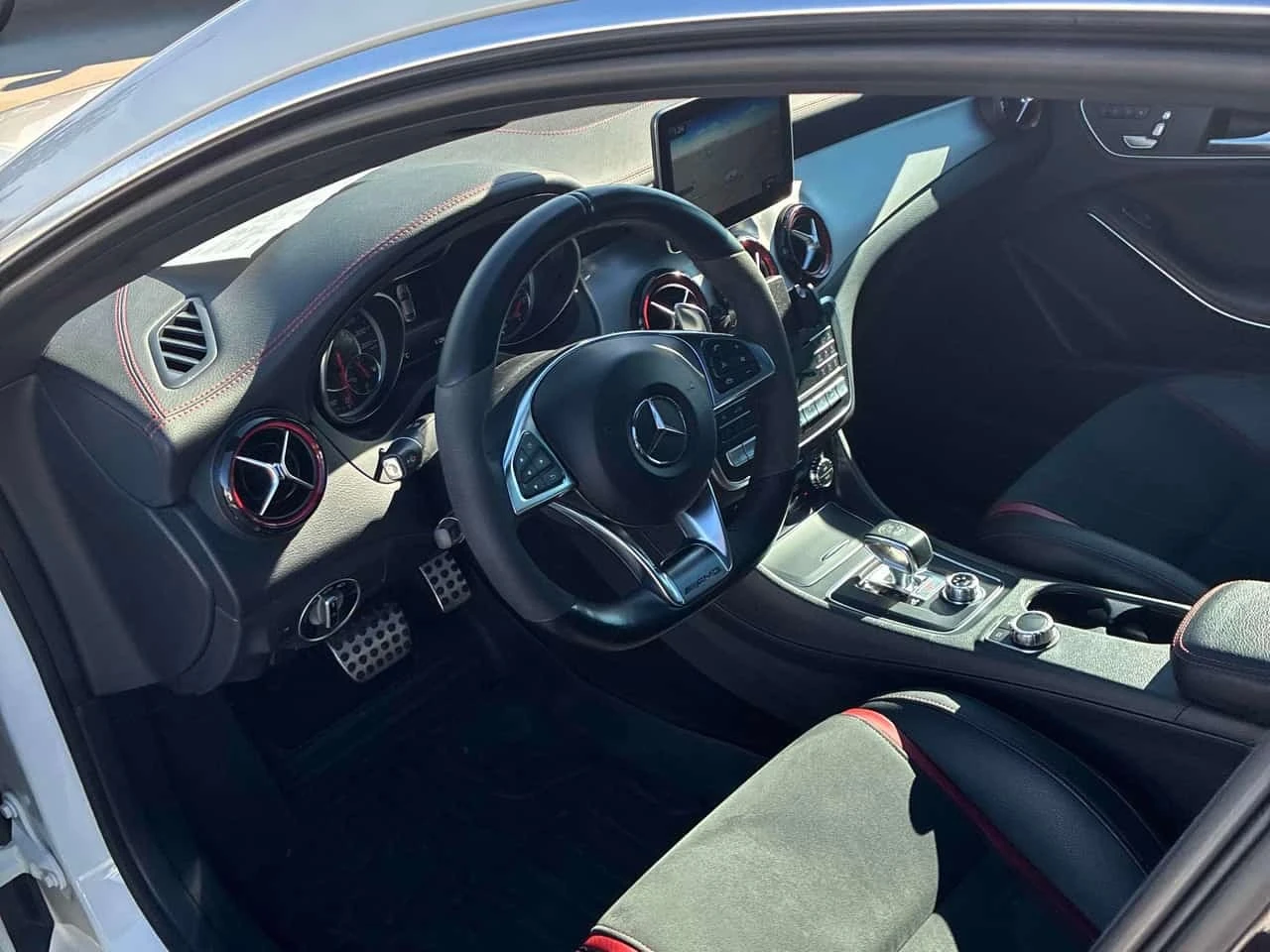 Mercedes-Benz CLA 45 AMG 4MATIC | CARFAX | ���������� ��� ������������ | Mobile.bg � ����������� 7