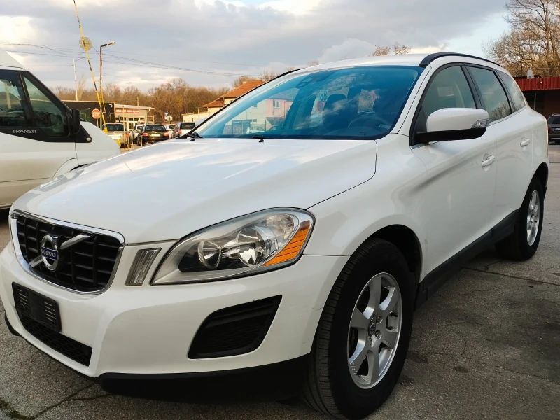 Volvo XC60 2.0D 163 К.С D3, снимка 2 - Автомобили и джипове - 48289363