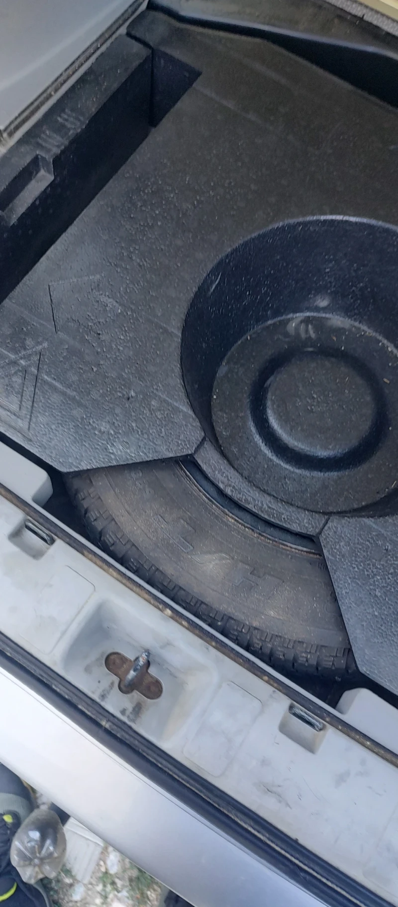 Nissan X-trail Dci, снимка 9 - Автомобили и джипове - 52492386