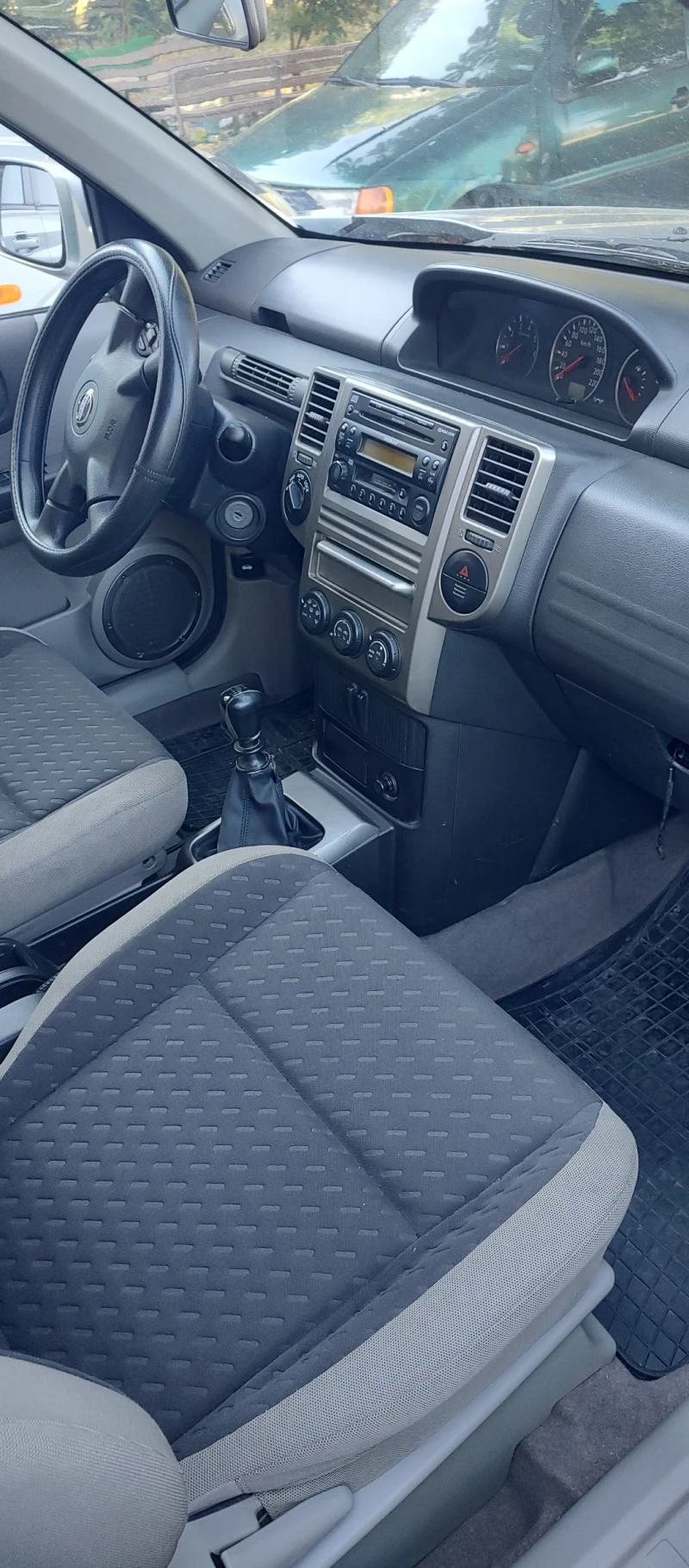 Nissan X-trail Dci, снимка 4 - Автомобили и джипове - 52492386