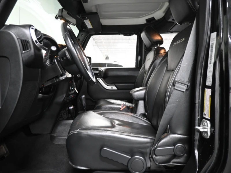 Jeep Wrangler UNLIMITED Sahara* NAVI* Bluetooth* Koжа* Подгрев* , снимка 16 - Автомобили и джипове - 52751366