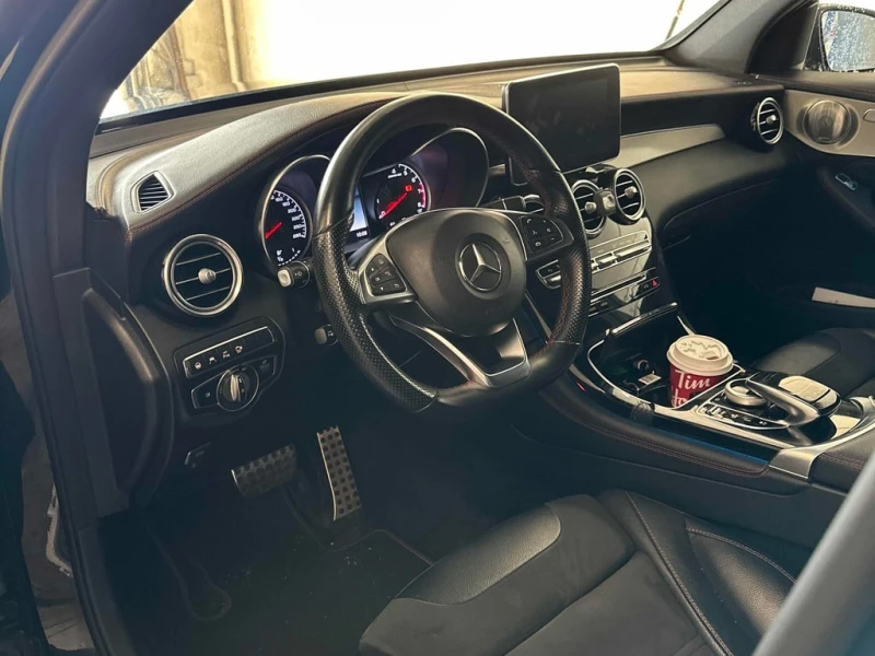 Mercedes-Benz GLC 43 AMG  * CARFAX * БЕЗ ПЪРВОНАЧАЛНА ВНОСКА, снимка 6 - Автомобили и джипове - 52901269