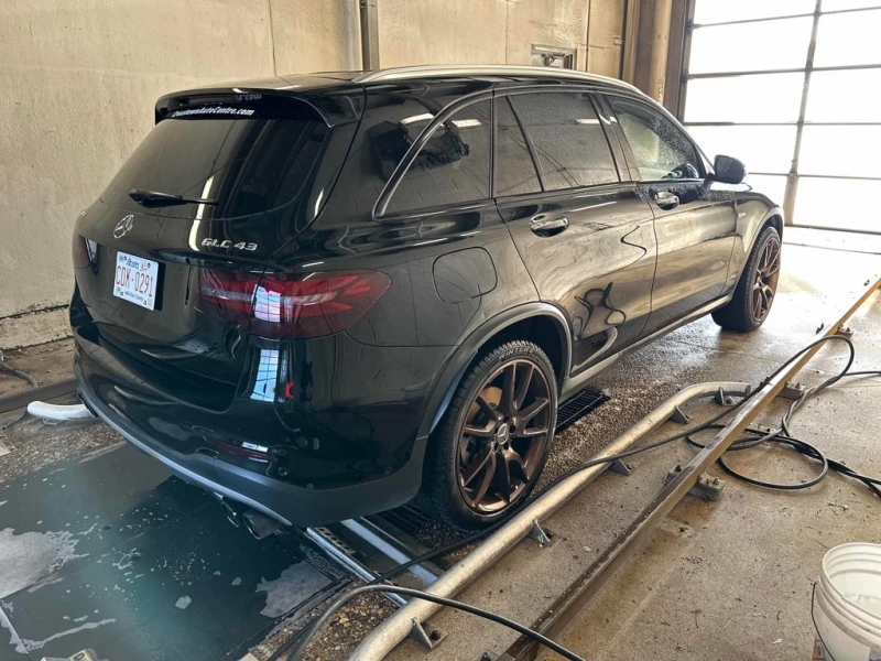 Mercedes-Benz GLC 43 AMG  * CARFAX * БЕЗ ПЪРВОНАЧАЛНА ВНОСКА, снимка 3 - Автомобили и джипове - 52901269