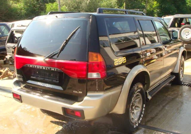 Mitsubishi Pajero sport 2.5 TDI, снимка 4 - Автомобили и джипове - 46834116