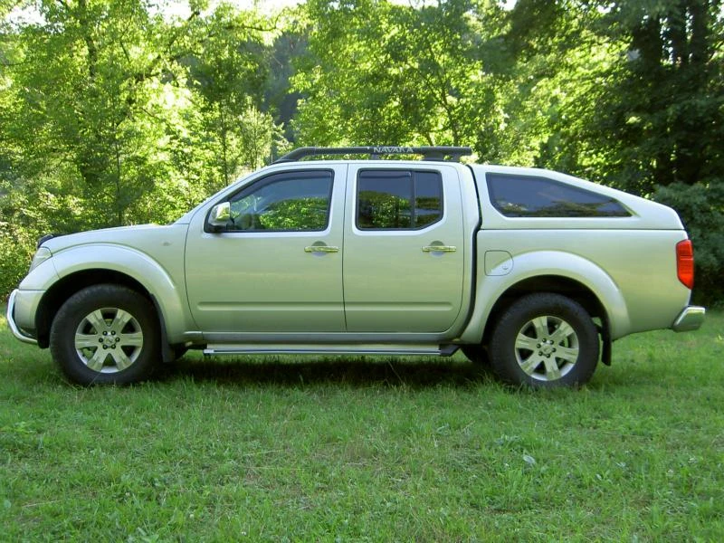 Nissan Navara 2.5 DCI 174к.с., снимка 1 - Автомобили и джипове - 12894373