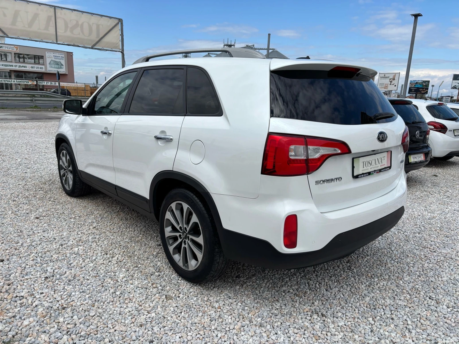 Kia Sorento 2.2crdi* Навигация* 7местен* Панорама* Euro 5 - изображение 3