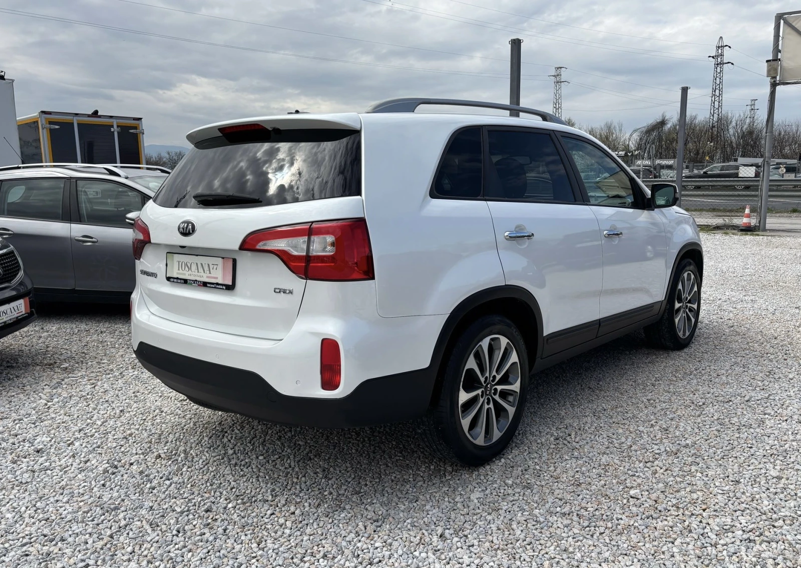 Kia Sorento 2.2crdi* Навигация* 7местен* Панорама* Euro 5 - изображение 4