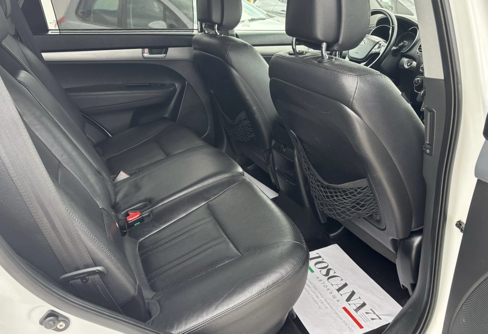Kia Sorento 2.2crdi* Навигация* 7местен* Панорама* Euro 5 - изображение 10