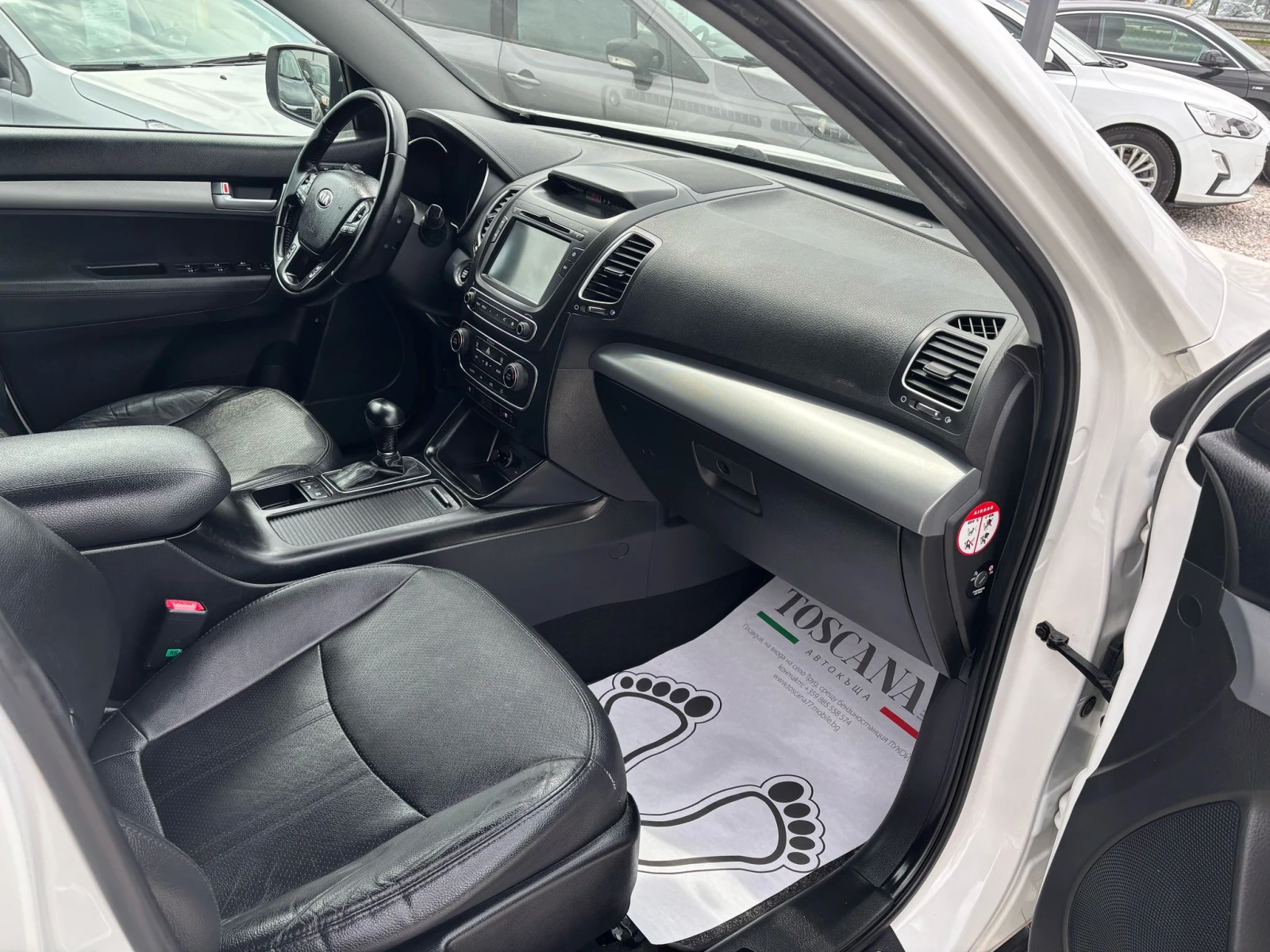 Kia Sorento 2.2crdi* Навигация* 7местен* Панорама* Euro 5 - изображение 8