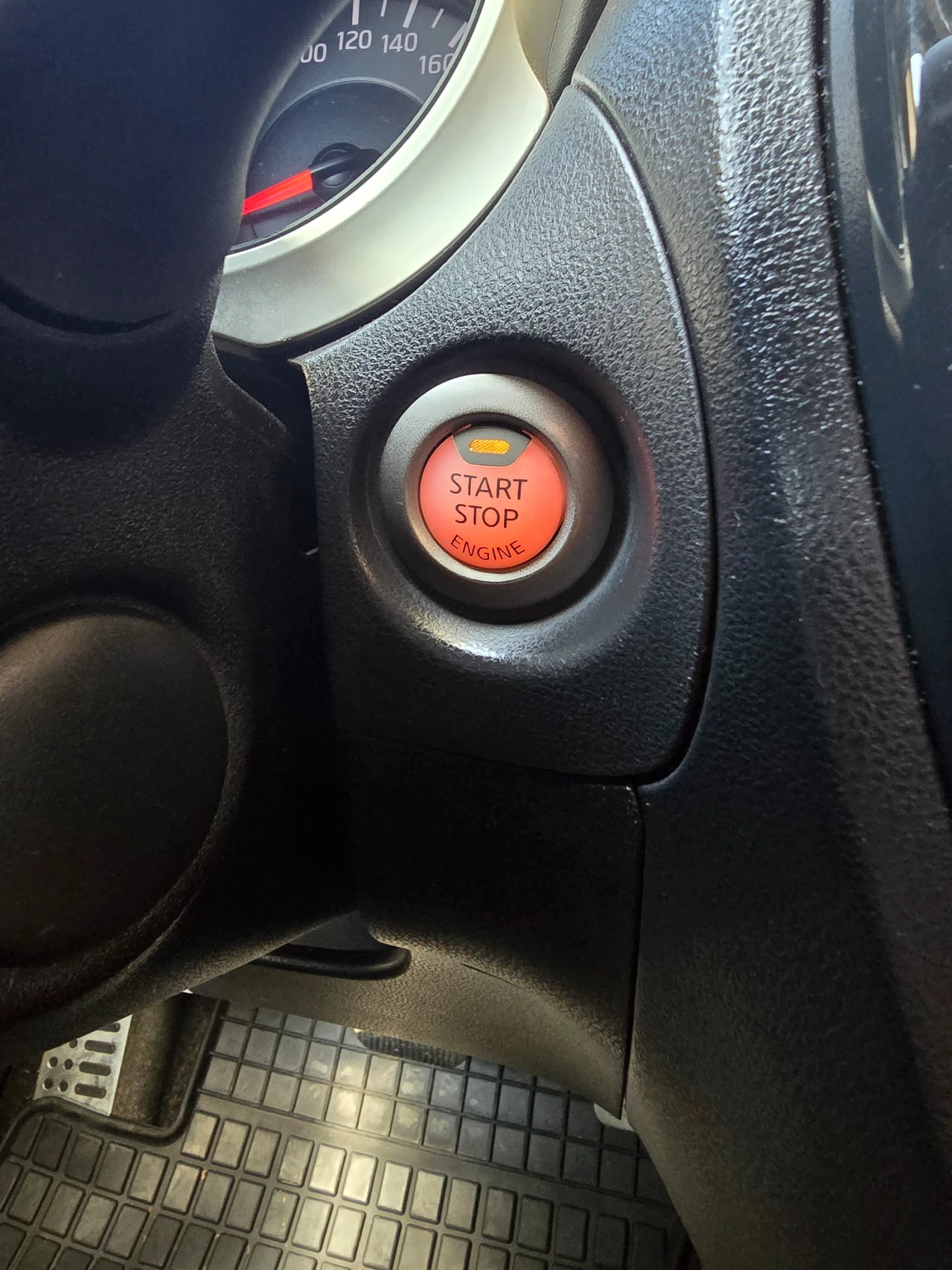 Nissan Juke  - изображение 8