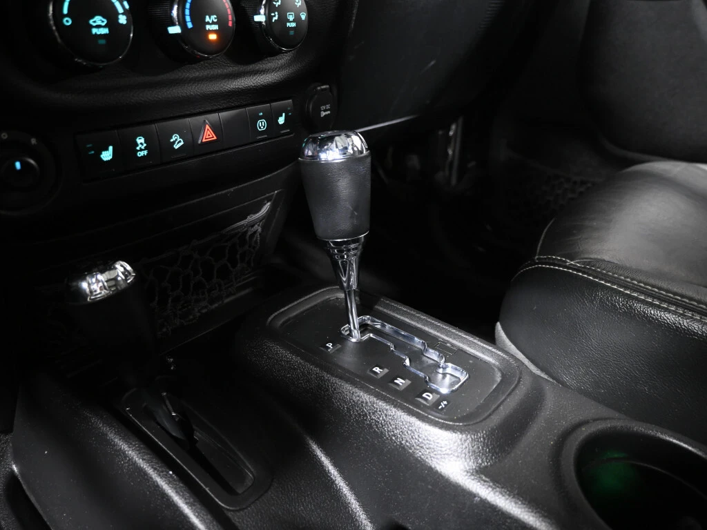 Jeep Wrangler UNLIMITED Sahara* NAVI* Bluetooth* Koжа* Подгрев*  - изображение 10