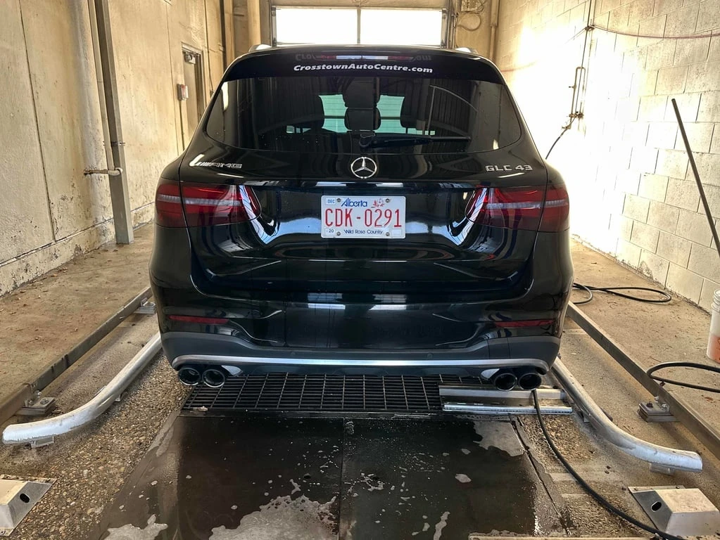 Mercedes-Benz GLC 43 AMG  * CARFAX * БЕЗ ПЪРВОНАЧАЛНА ВНОСКА - изображение 4