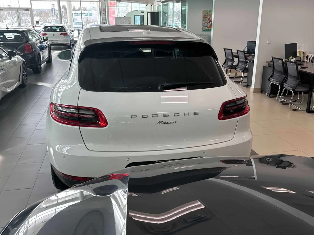 Porsche Macan * AWD * CARFAX * ЦЕНА ДО БГ - изображение 4