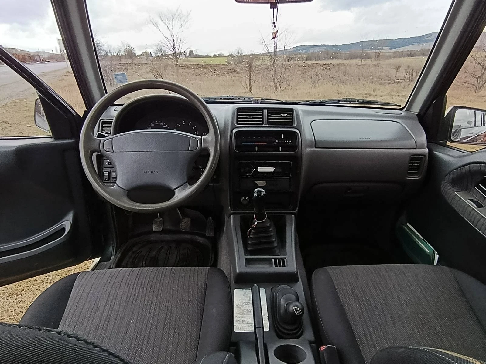 Suzuki Vitara 2000 v6 136, снимка 3 - Автомобили и джипове - 53797321