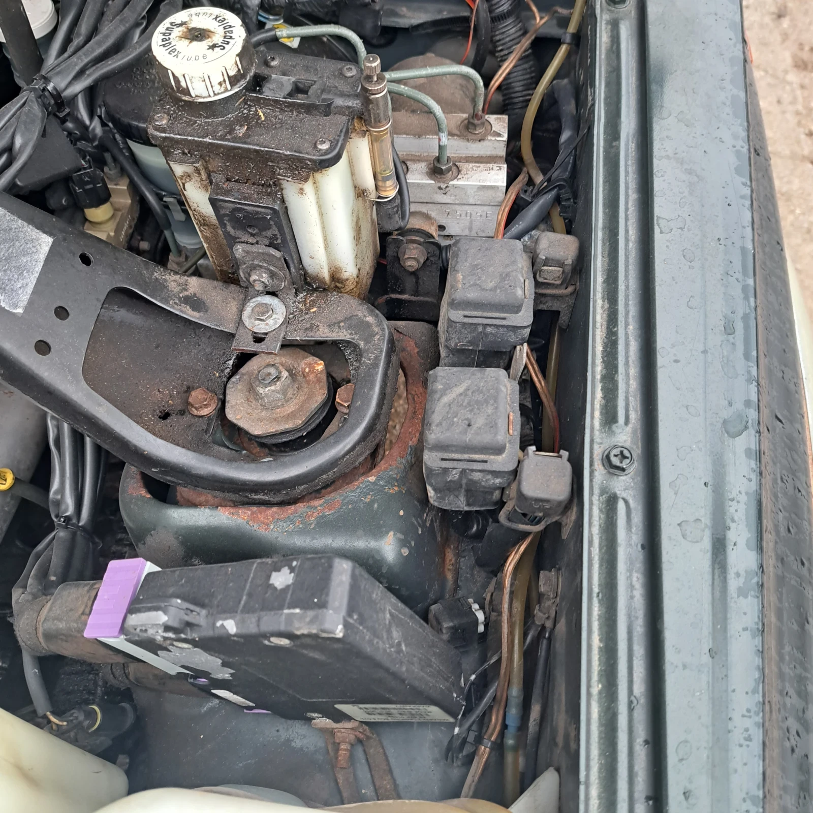 Suzuki Vitara 2000 v6 136, снимка 10 - Автомобили и джипове - 53797321