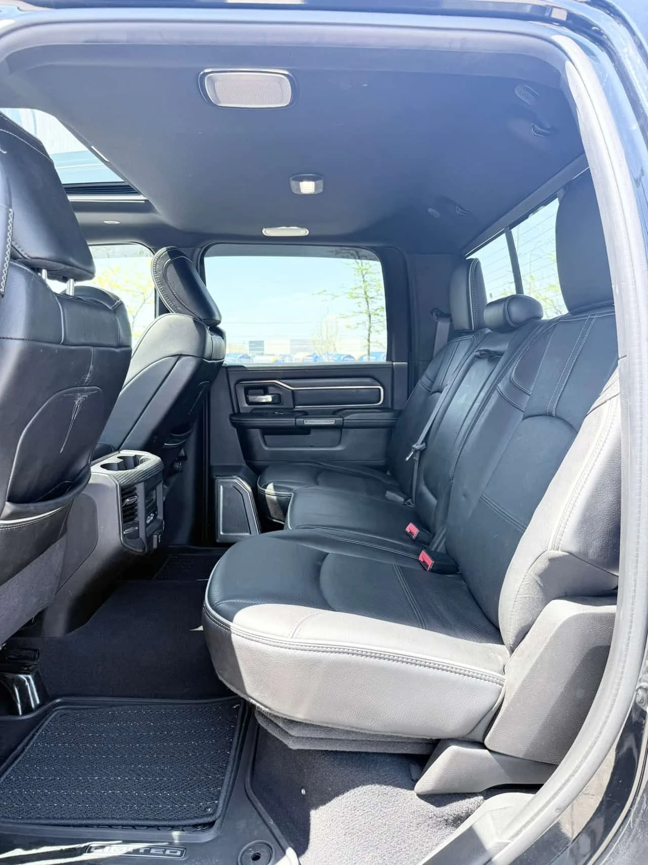 Dodge RAM 2500 * Limited * PANORAMA* ПОДГРЕВИ * CARFAX * , снимка 14 - Автомобили и джипове - 54743497
