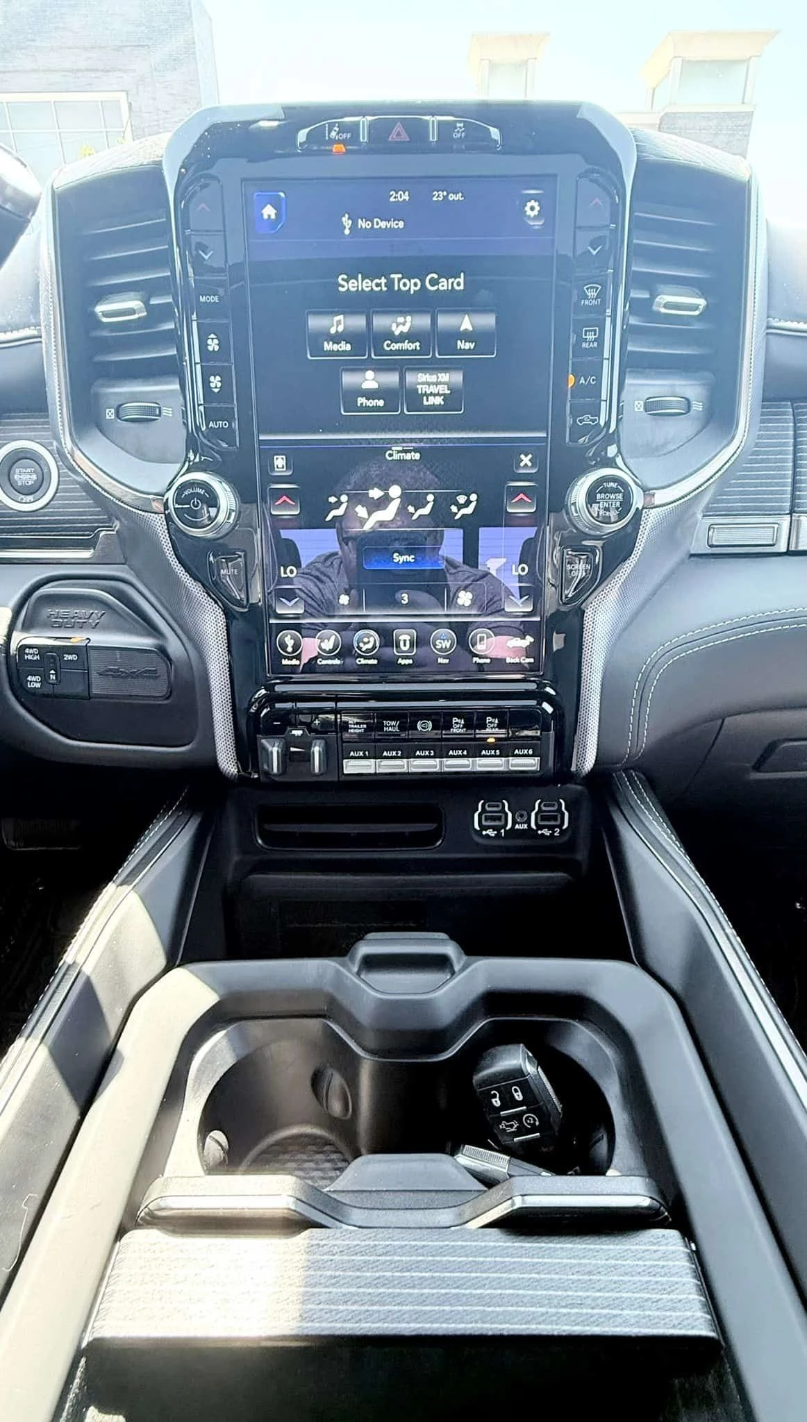 Dodge RAM 2500 * Limited * PANORAMA* ПОДГРЕВИ * CARFAX * , снимка 15 - Автомобили и джипове - 54743497
