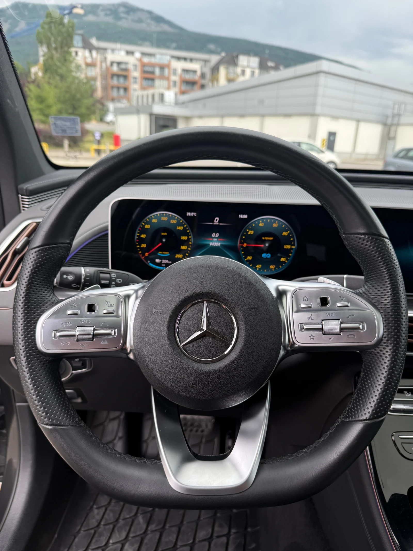 Mercedes-Benz EQC 4 Matic/Burmeister/360/Memory, снимка 12 - Автомобили и джипове - 55212179