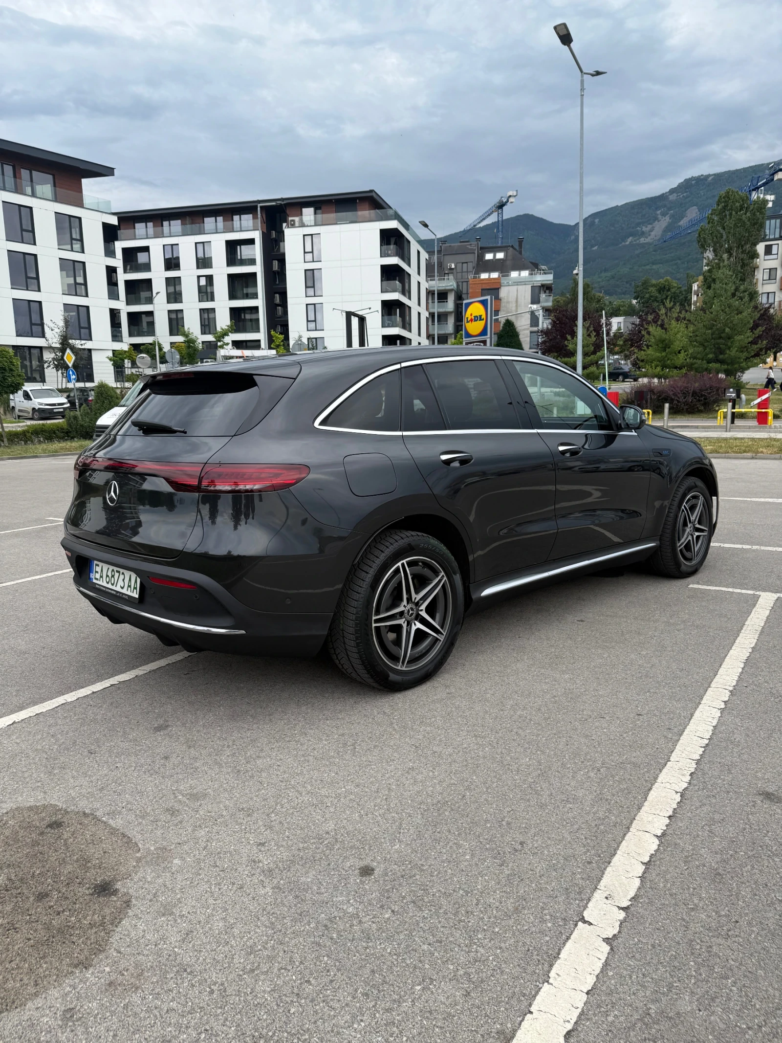 Mercedes-Benz EQC 4 Matic/Burmeister/360/Memory, снимка 5 - Автомобили и джипове - 55212179