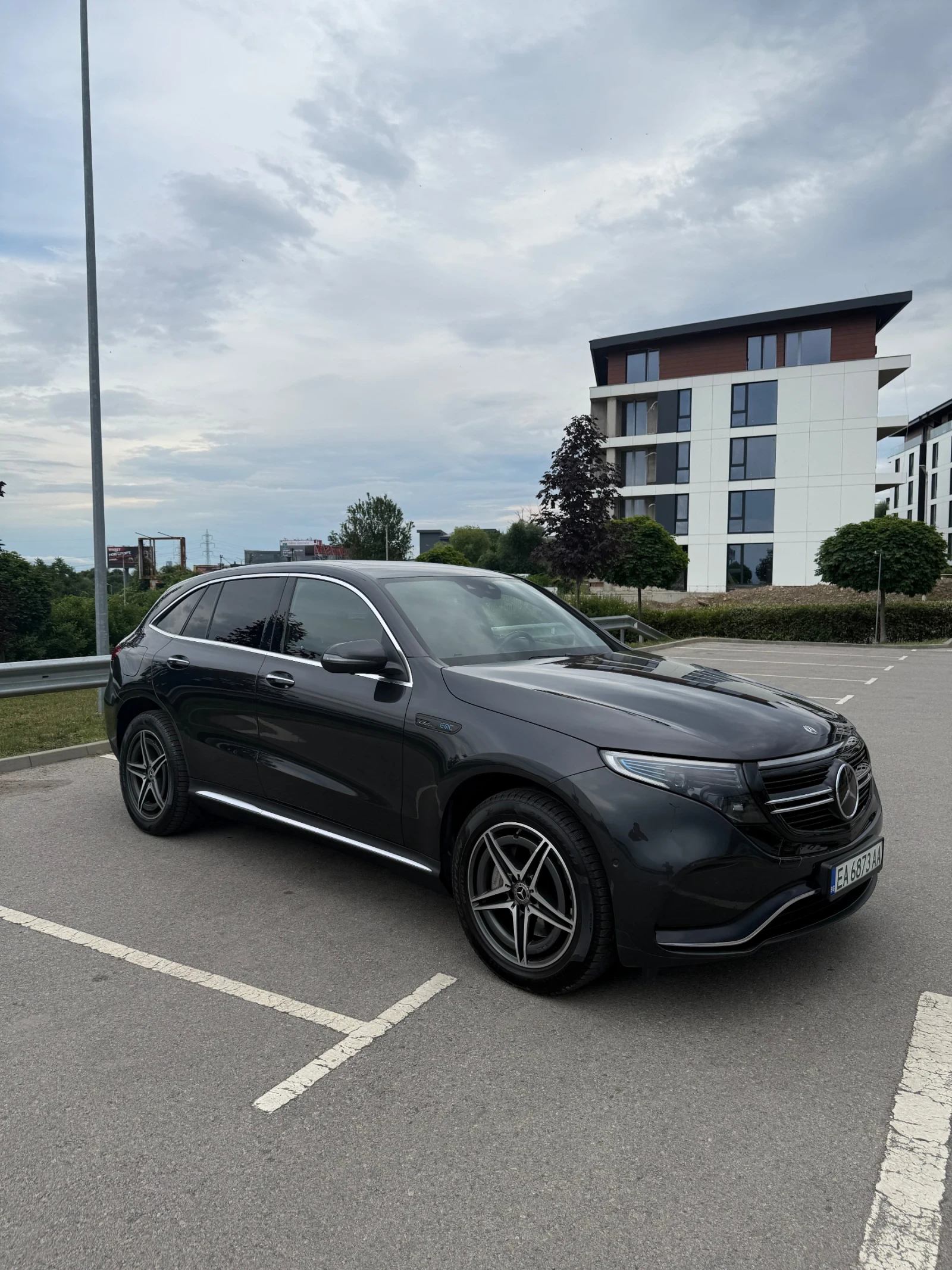 Mercedes-Benz EQC 4 Matic/Burmeister/360/Memory, снимка 4 - Автомобили и джипове - 55212179