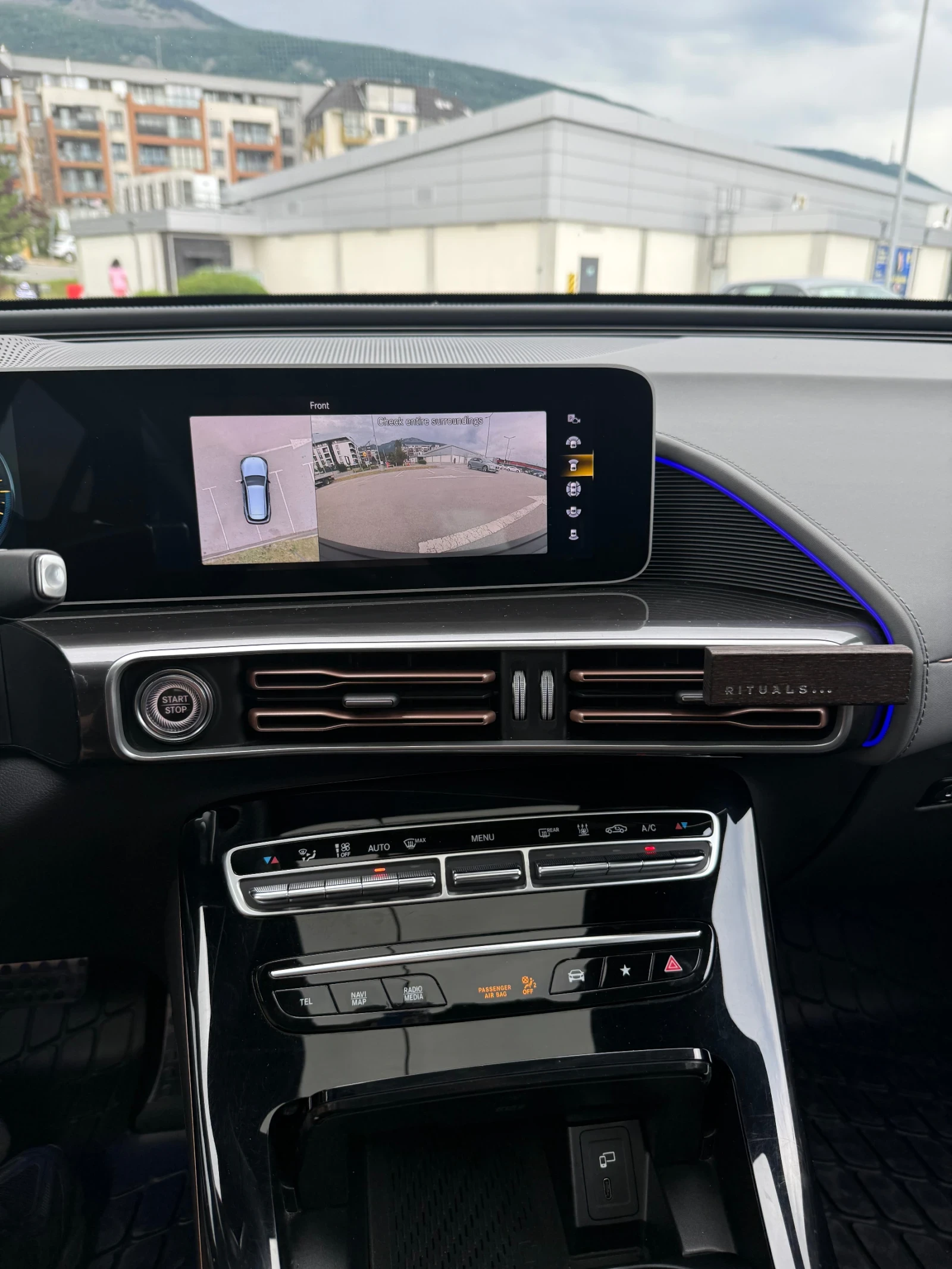 Mercedes-Benz EQC 4 Matic/Burmeister/360/Memory, снимка 15 - Автомобили и джипове - 55212179