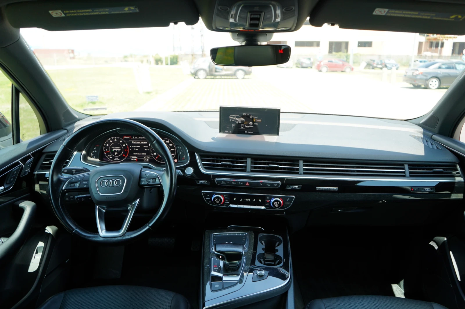 Audi Q7 3.0TFS* S-LINE* BOSE* KEYLESS* DISTR* 360* 6+ 1* , снимка 9 - Автомобили и джипове - 55221520
