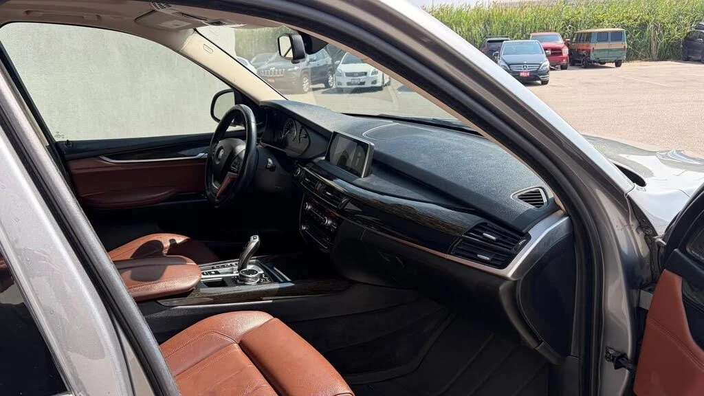 BMW X5 * АвтоКредит * (Цена до БГ), снимка 10 - Автомобили и джипове - 55530077