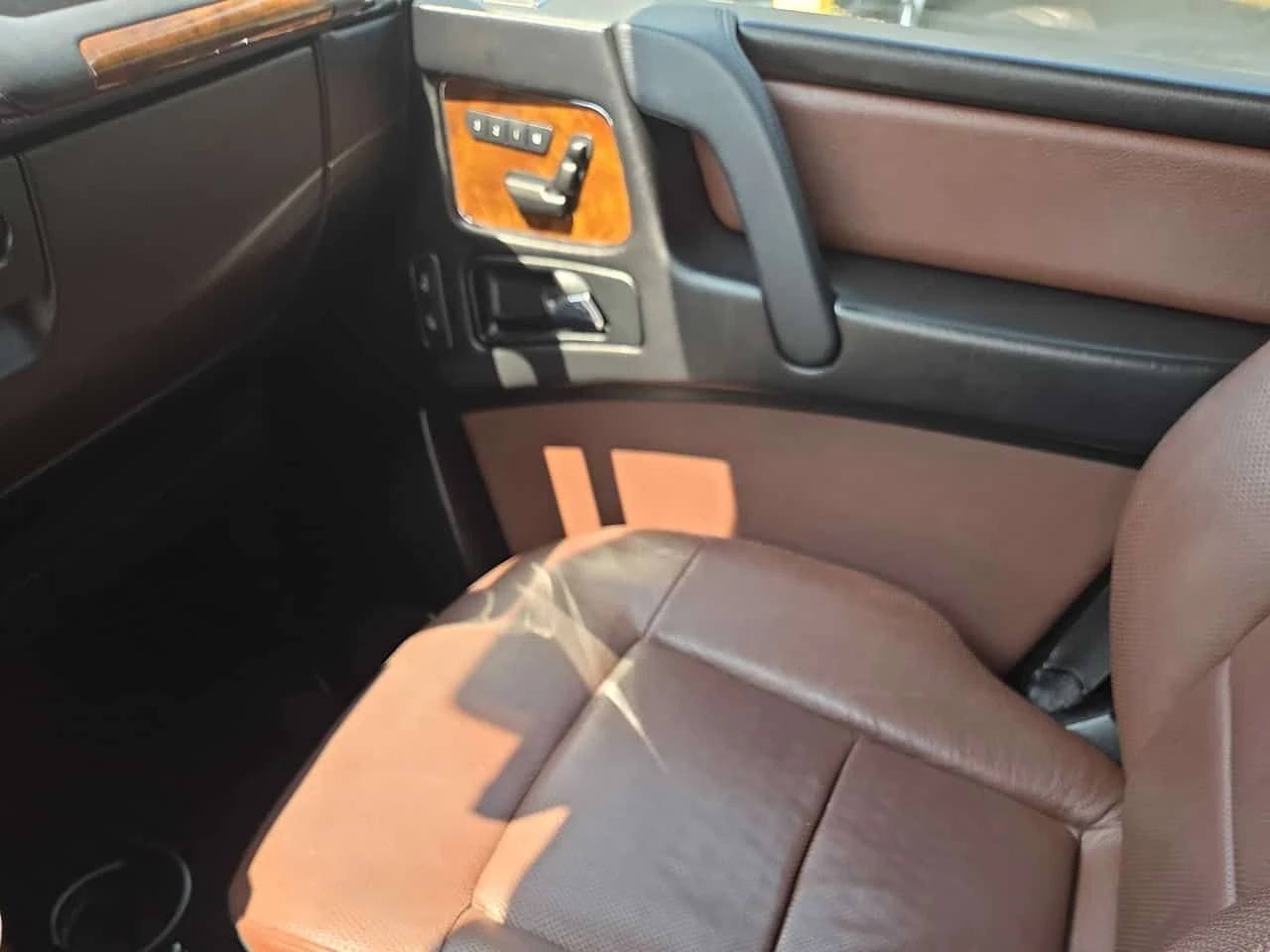 Mercedes-Benz G 500 4MATIC * ДИСТРОНИК* ОБДУХВАНЕ* ШИБИДАХ* , снимка 10 - Автомобили и джипове - 55614901