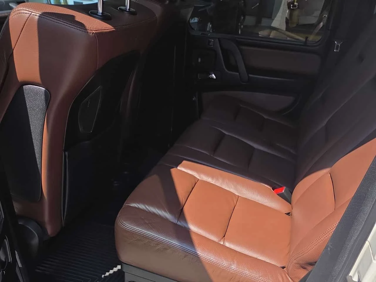 Mercedes-Benz G 500 4MATIC * ДИСТРОНИК* ОБДУХВАНЕ* ШИБИДАХ* , снимка 17 - Автомобили и джипове - 55614901