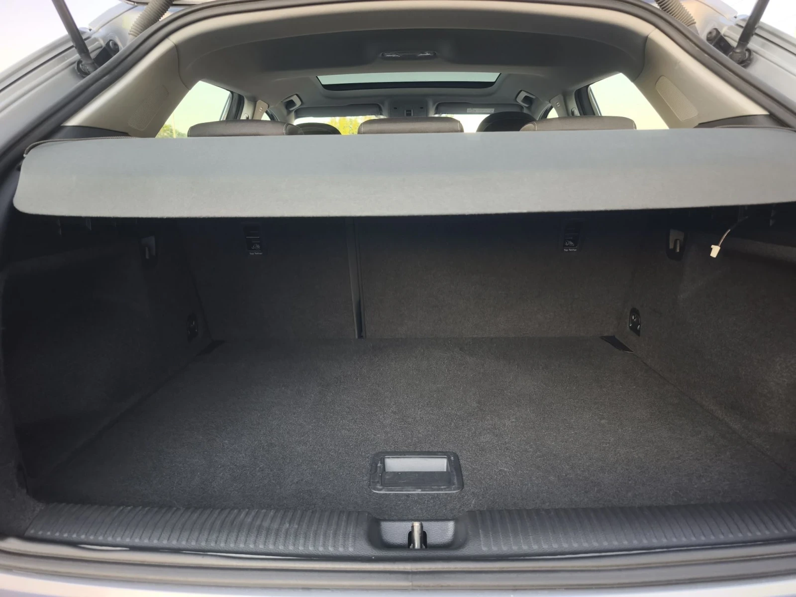 Audi Q2 2.0TDI 4X4 LED COCKPIT PANO DISTRONIK NEW , снимка 12 - Автомобили и джипове - 55905582