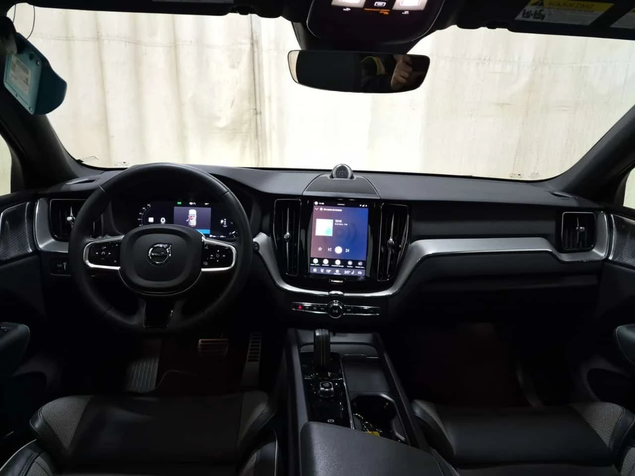 Volvo XC60 R DESIGN * CARFAX * ����������� | Mobile.bg � ����������� 10