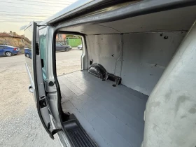 VW Transporter 2.5 TDI MAXI, снимка 13 - Бусове и автобуси - 53642026